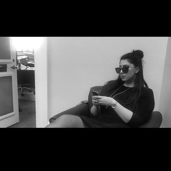 Meet your Posher, Sam - Picture 1 of 1